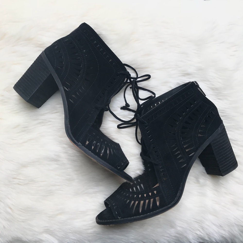 Vince Camuto “Tarita” Cutout Booties 9.5